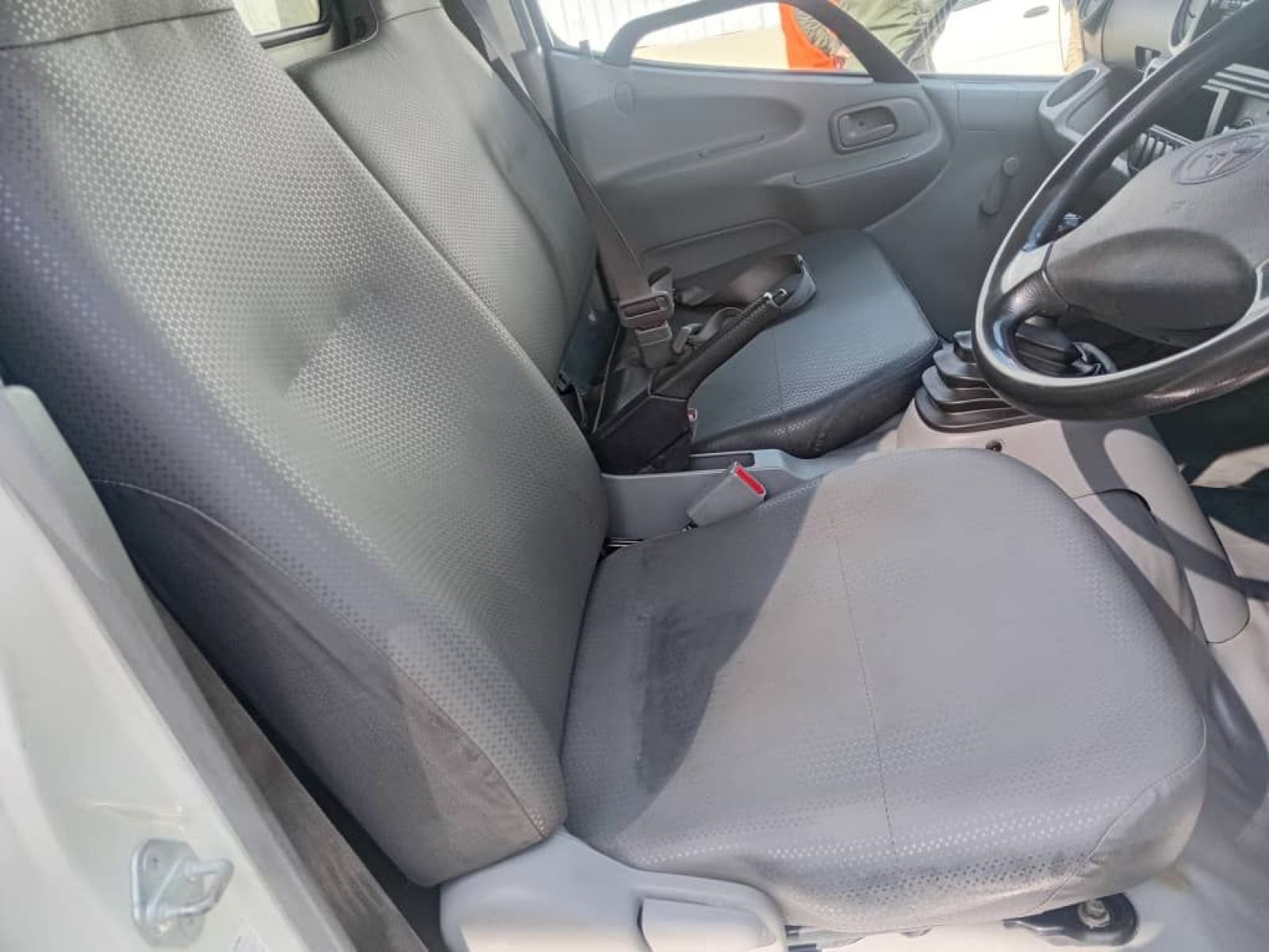 2019 Toyota Dyna photo 10