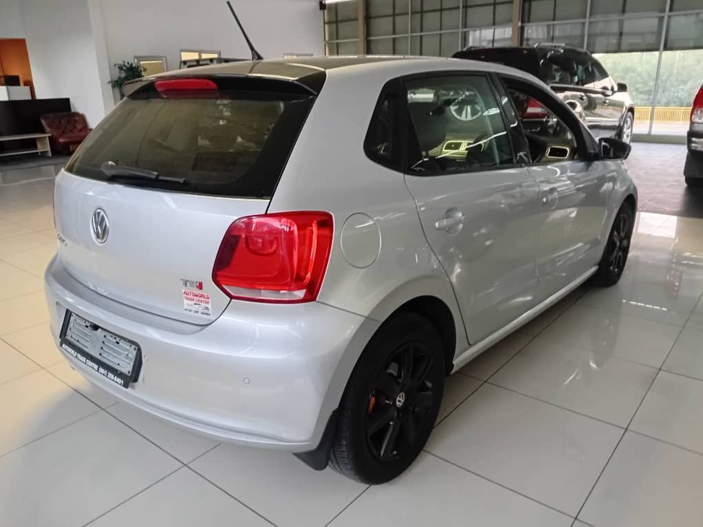 2011 Volkswagen Polo photo 4