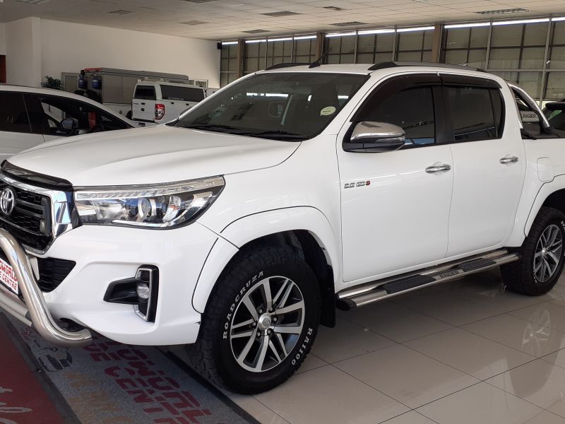 2019 Toyota Hilux photo 3