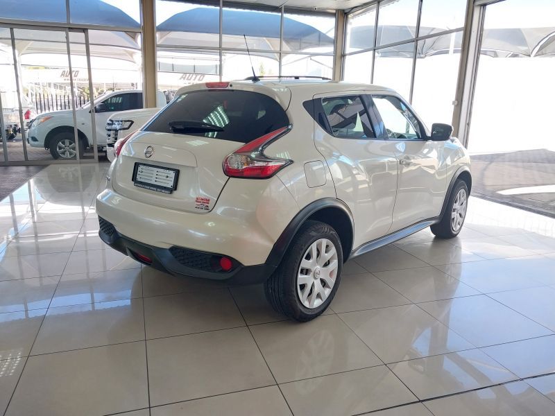 2016 Nissan Juke photo 3