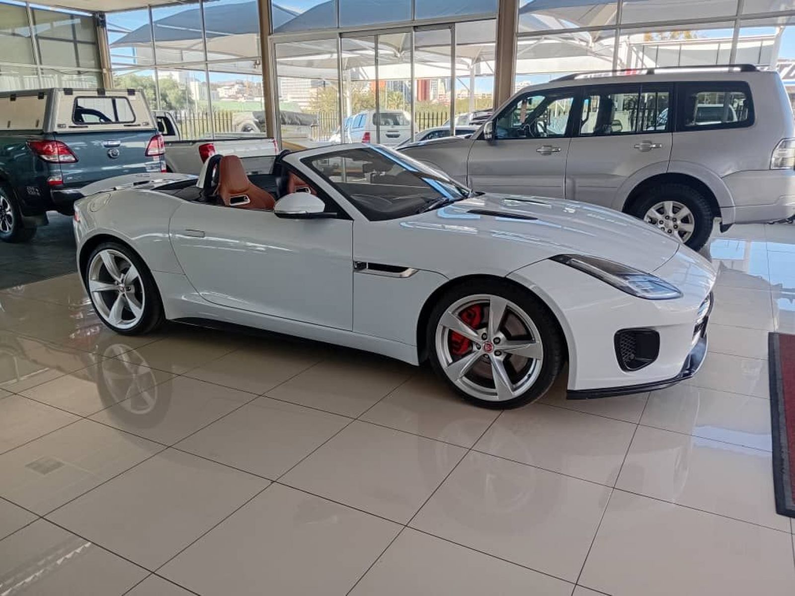 2018 Jaguar F-Type photo 7