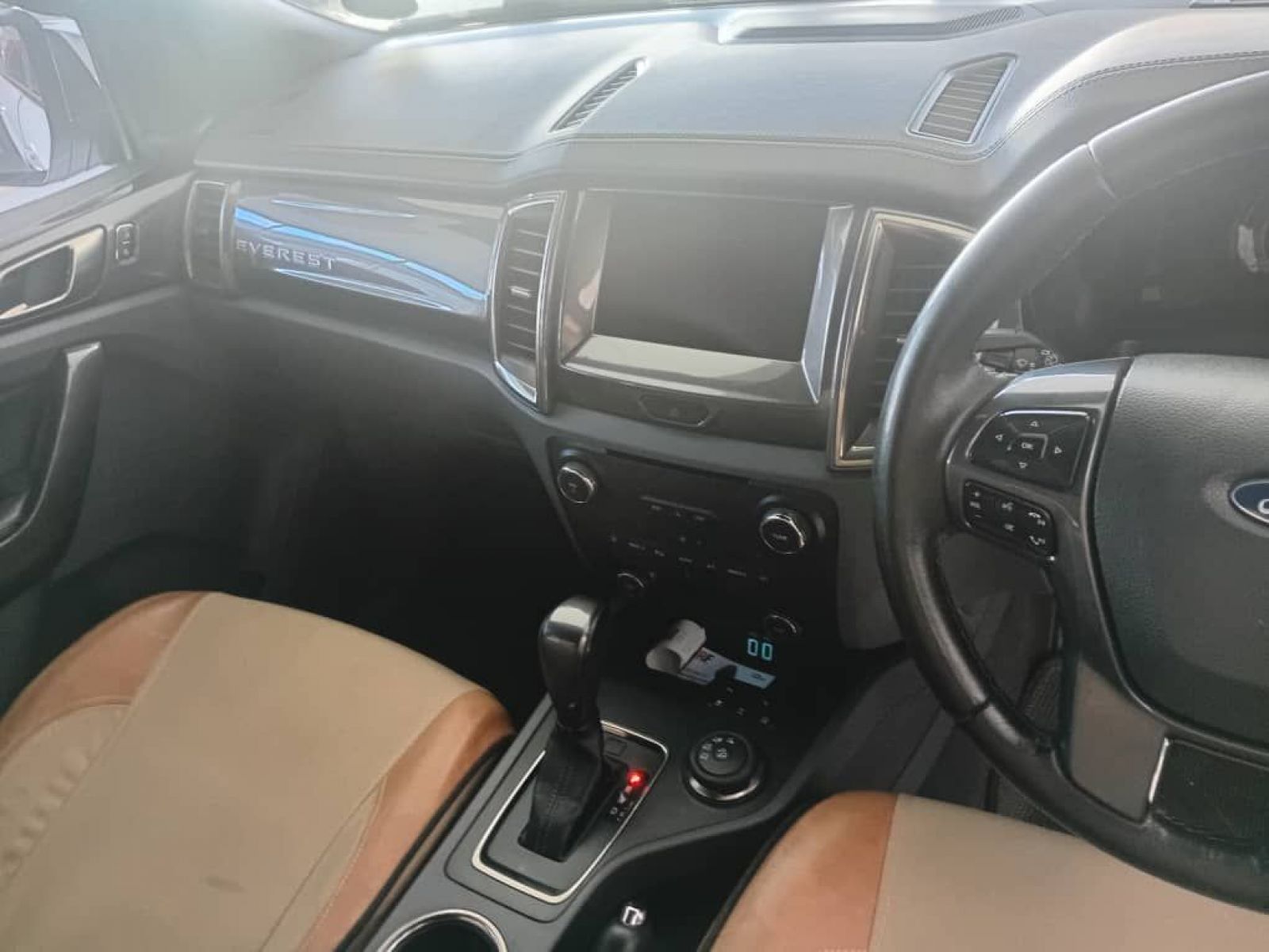 2018 Ford Everest photo 10