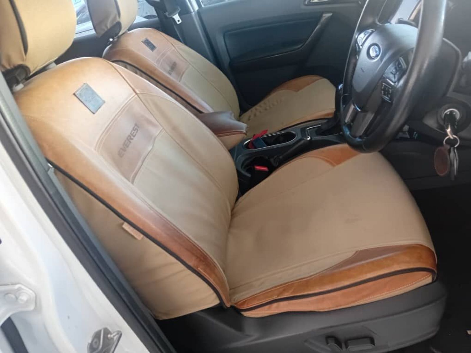 2018 Ford Everest photo 12