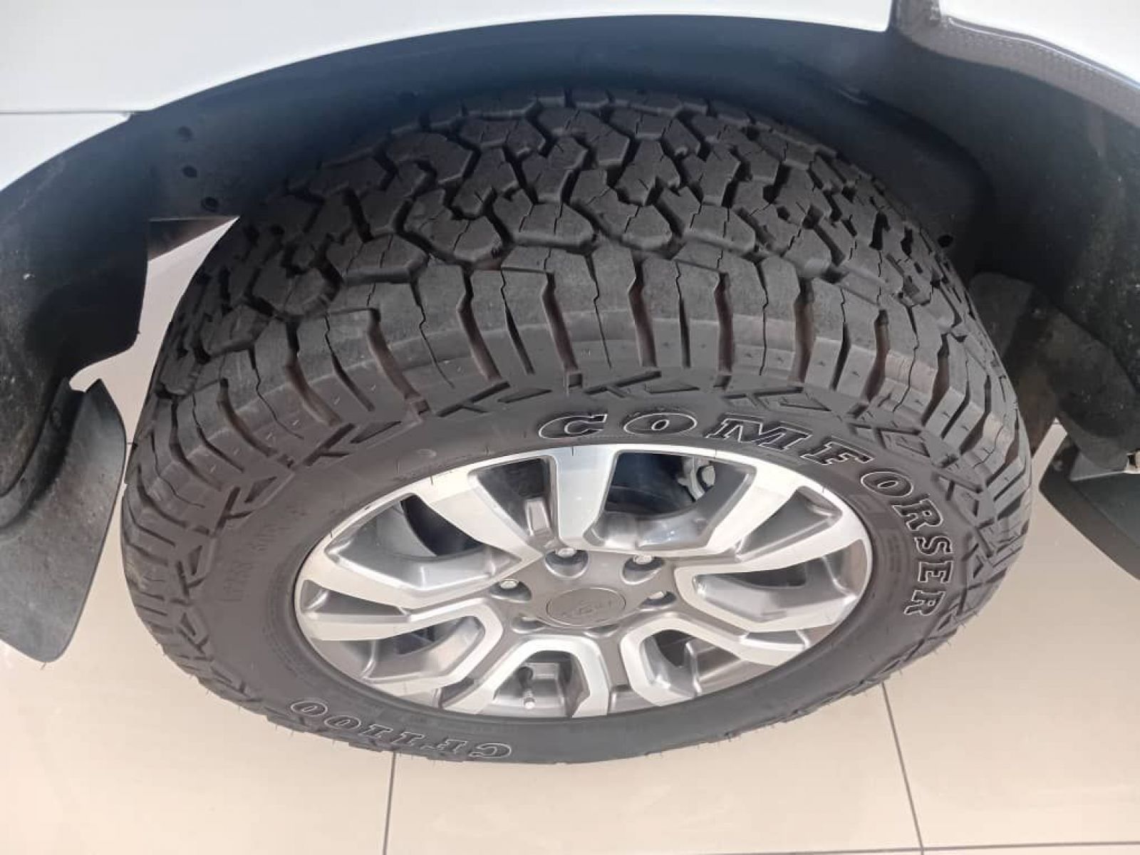 2018 Ford Everest photo 15