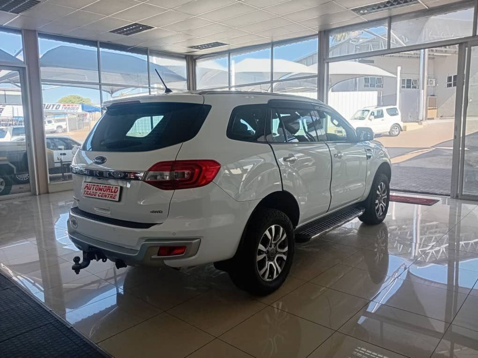 2018 Ford Everest photo 6