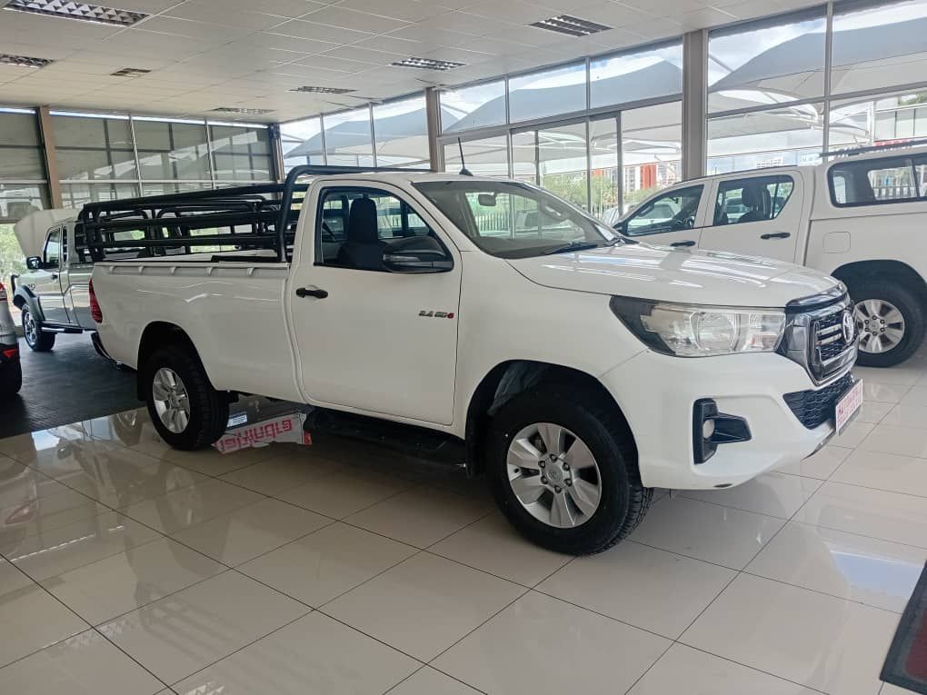 2020 Toyota Hilux photo 1