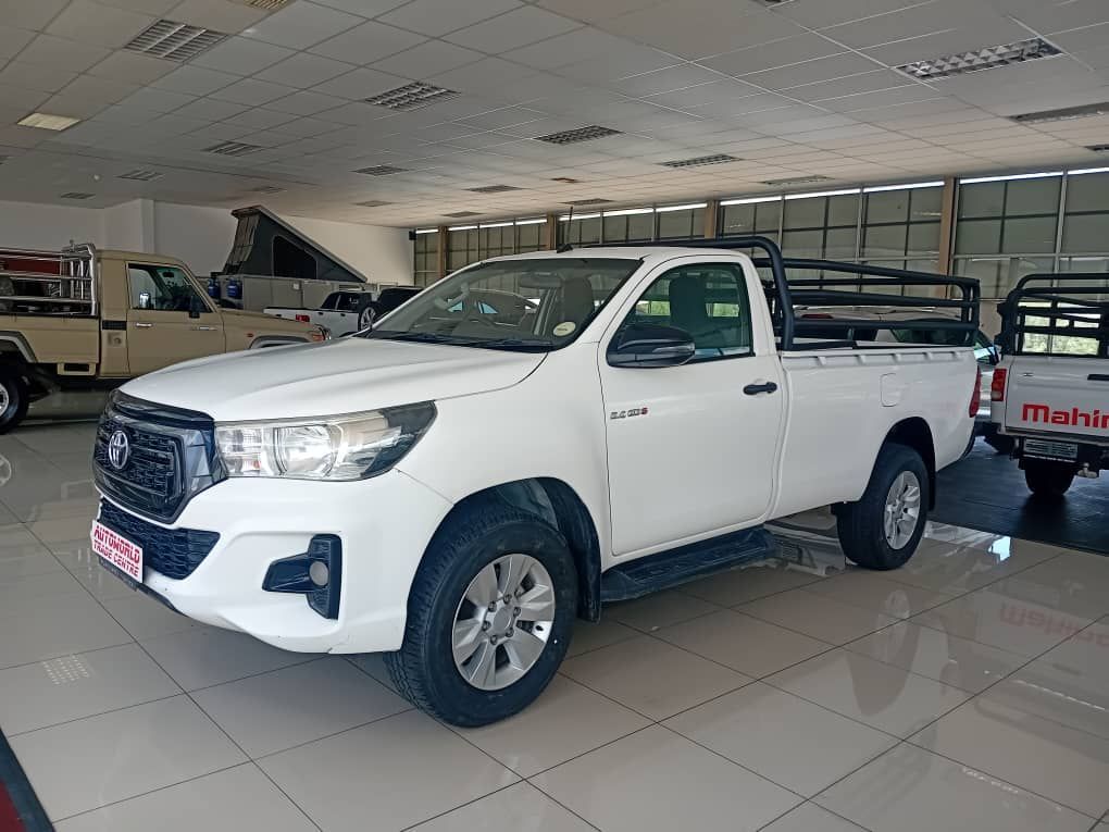 2020 Toyota Hilux photo 3
