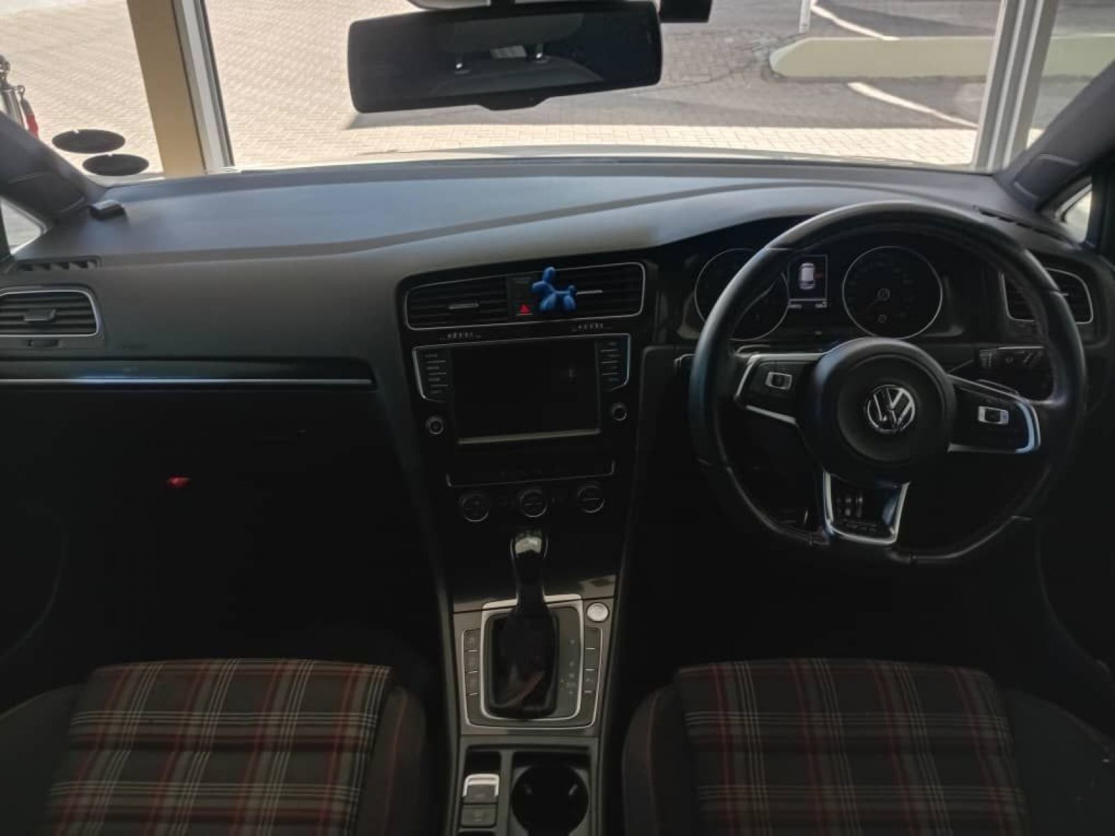 2016 Volkswagen Golf photo 10
