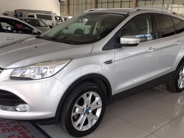 2015 Ford Kuga photo 4