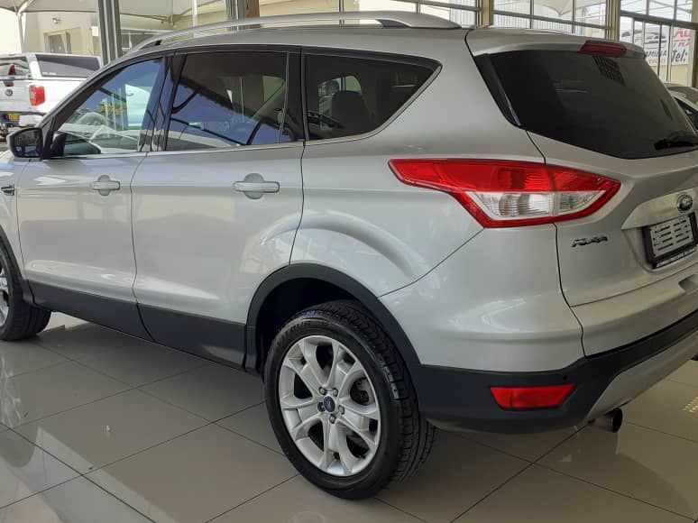2015 Ford Kuga photo 5