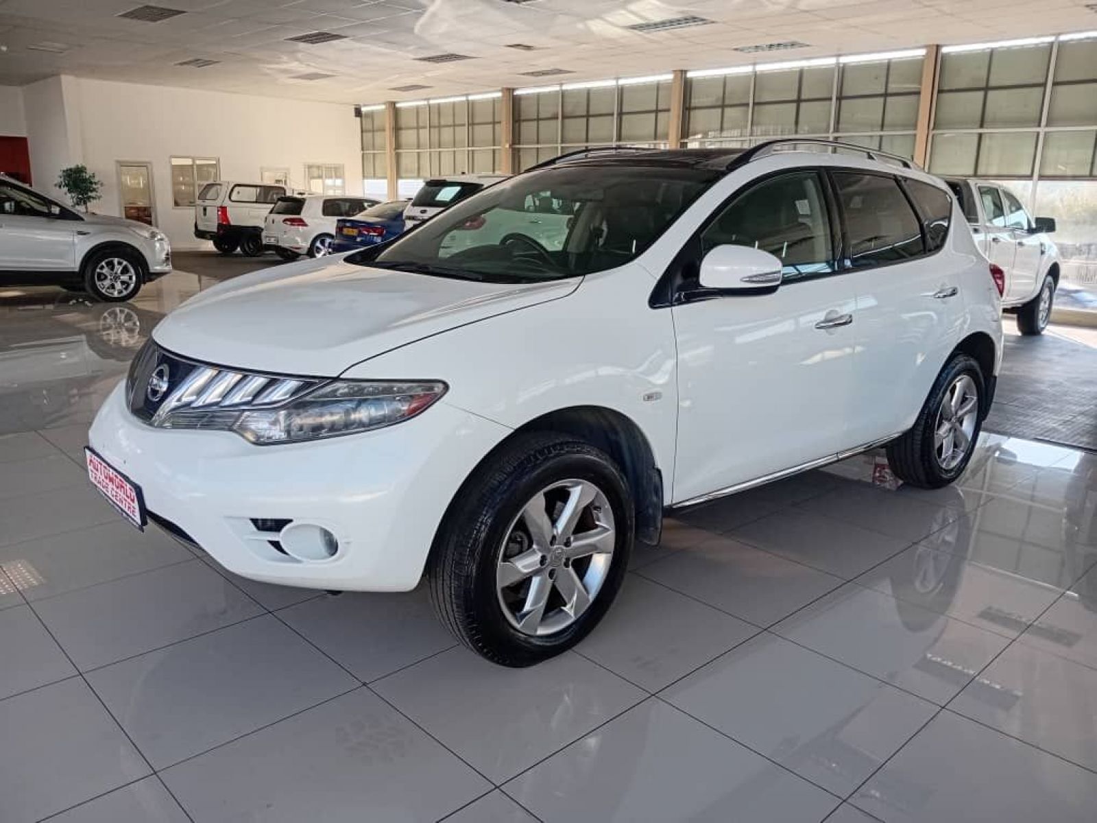 2011 Nissan Murano photo 2