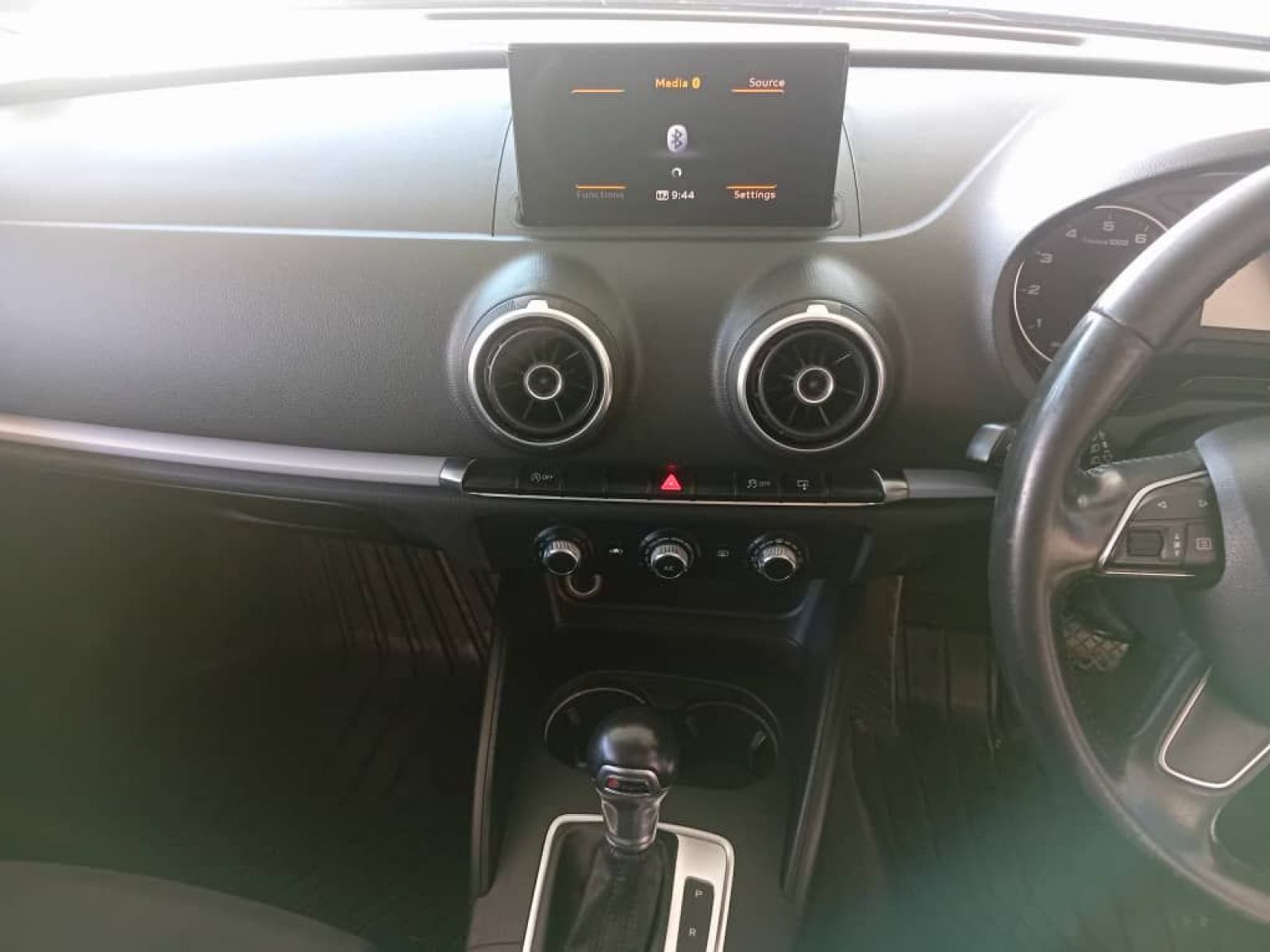 2017 Audi A3 photo 10