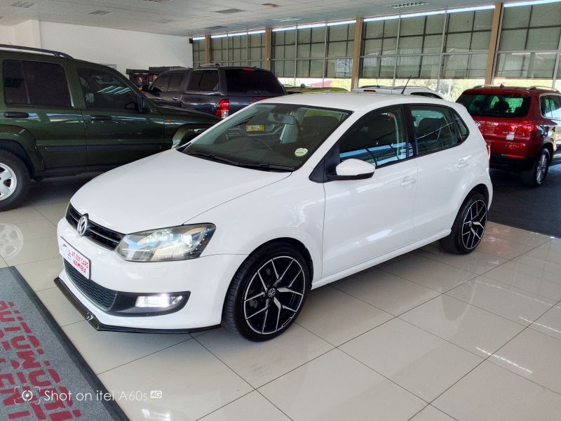 2012 Volkswagen Polo photo 3