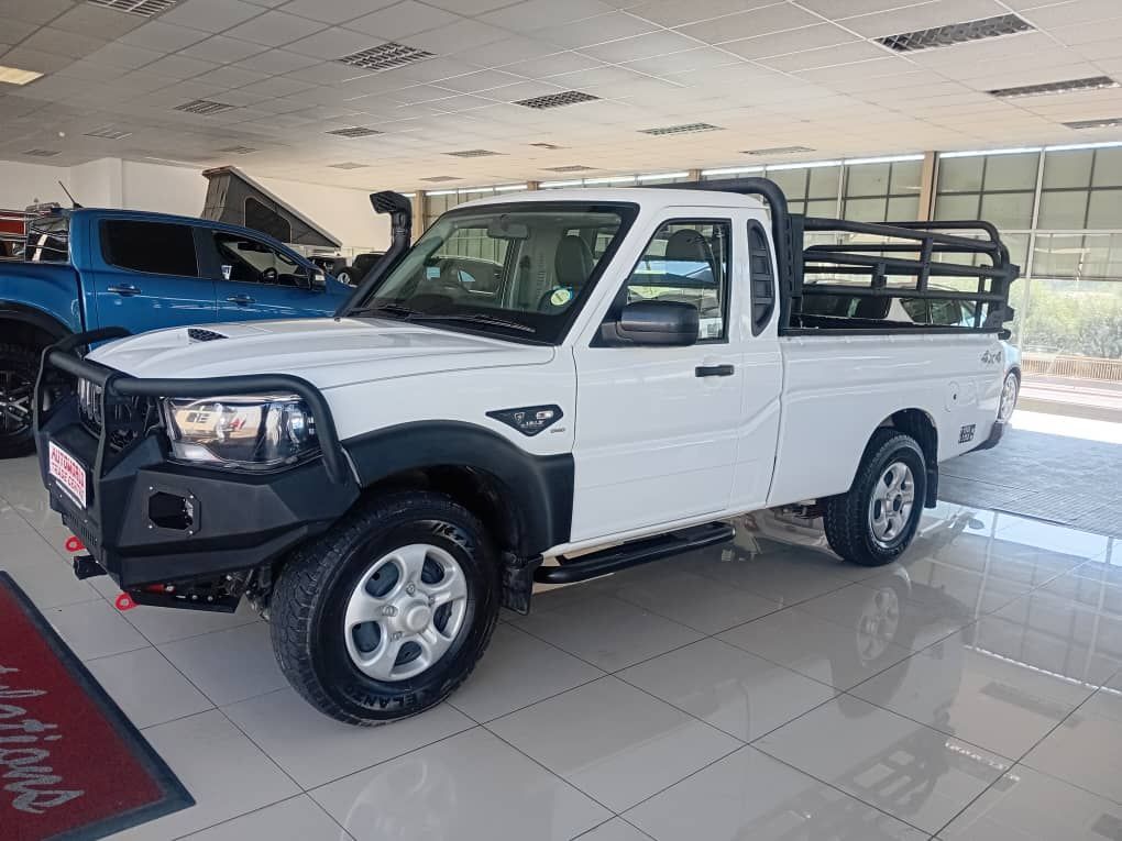 2022 Mahindra PIK UP photo 3