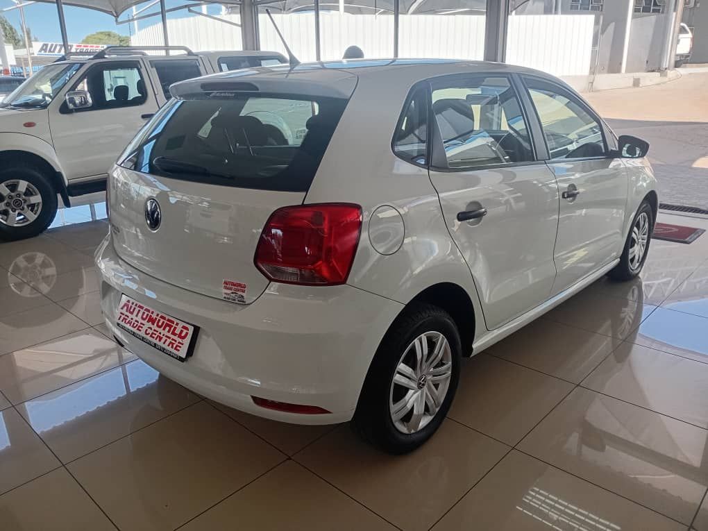 2021 Volkswagen Polo Vivo photo 8
