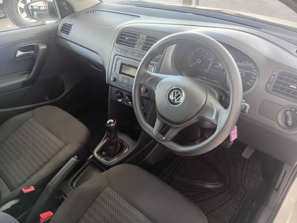 2021 Volkswagen Polo Vivo photo 9
