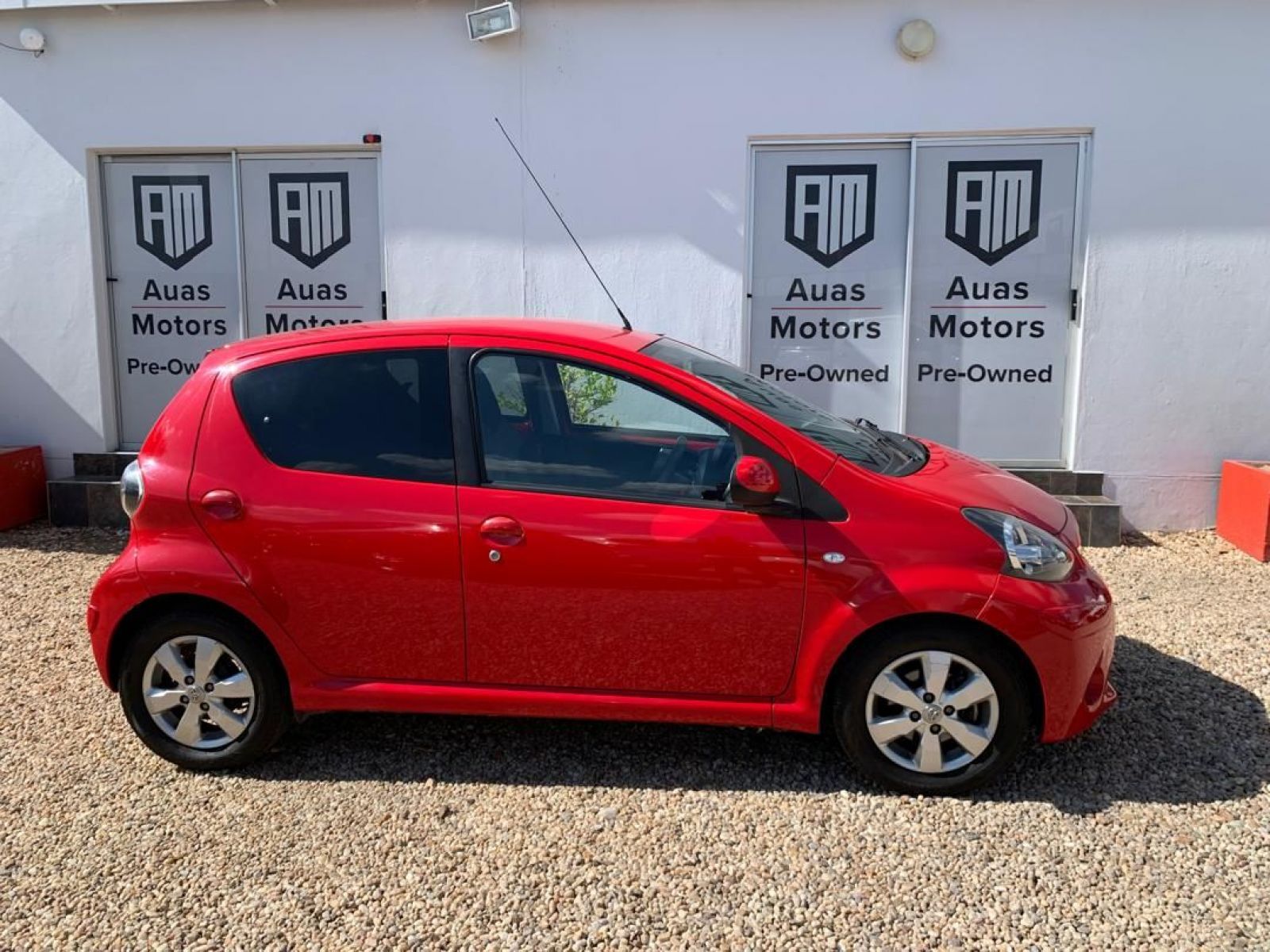 2013 Toyota Aygo photo 1