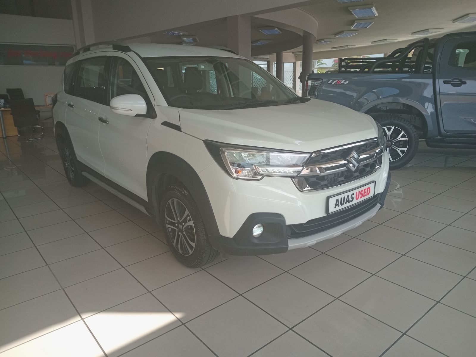 2024 Suzuki XL6 photo 3