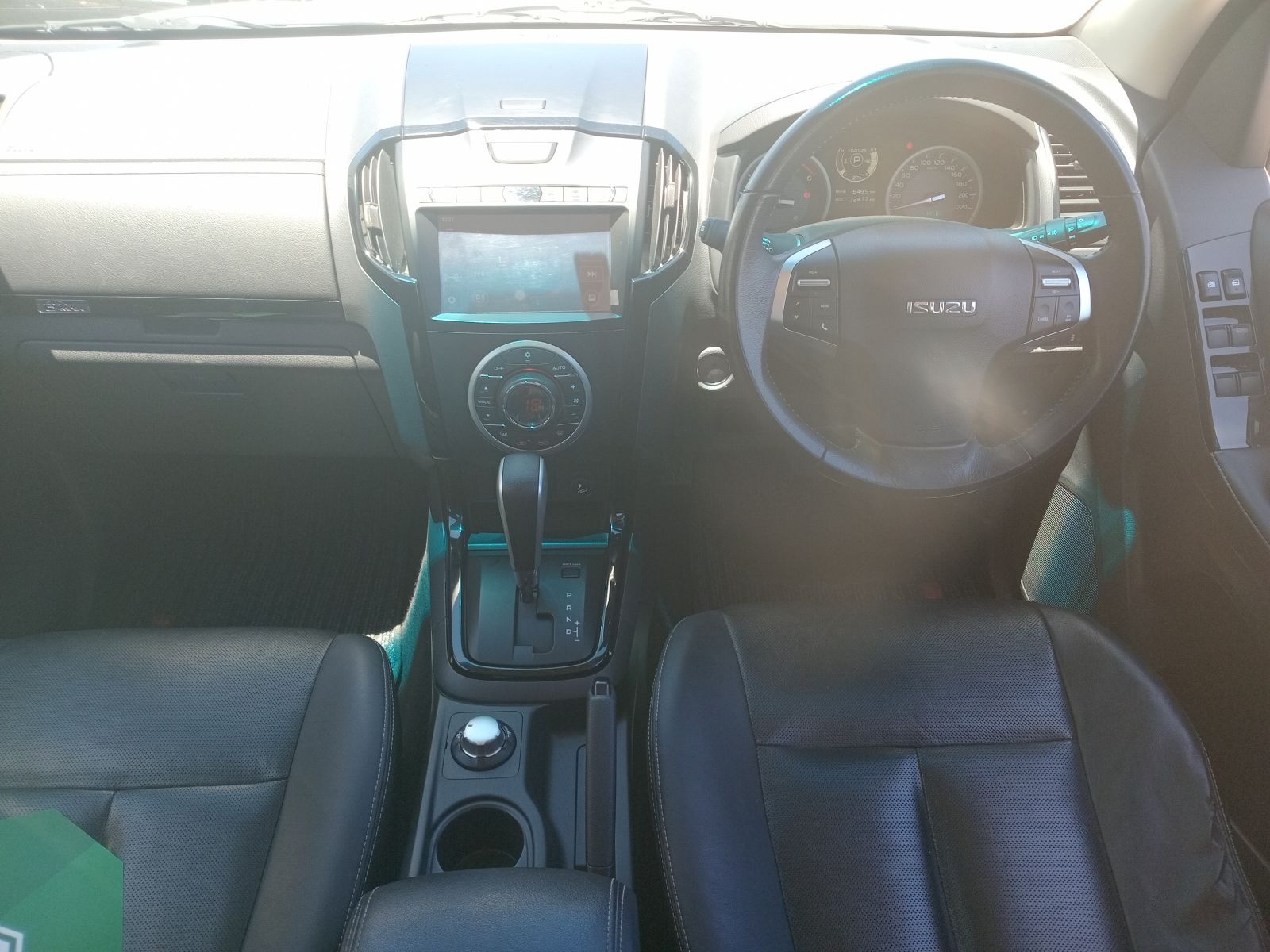 2021 Isuzu D-MAX photo 5