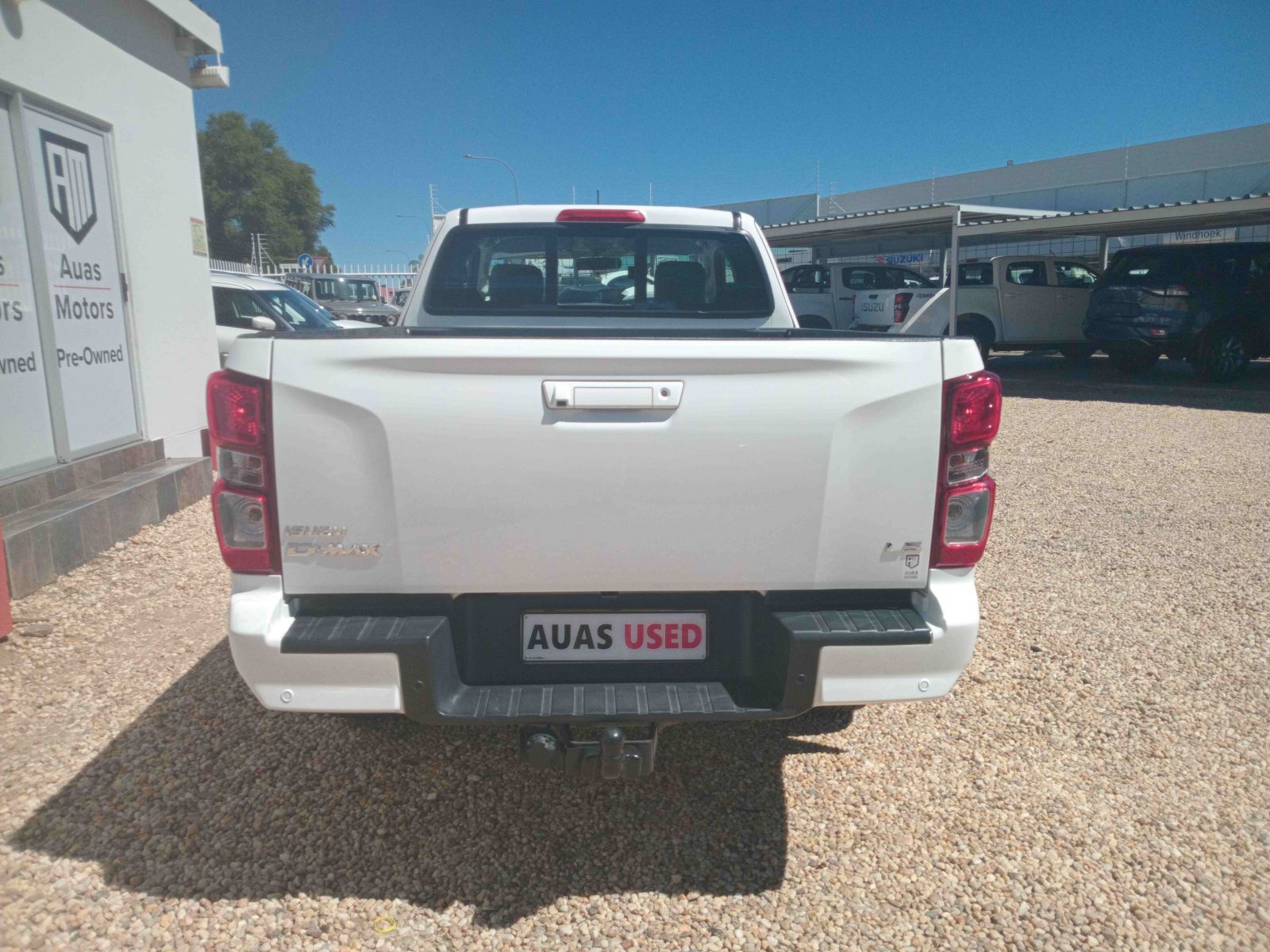 2024 Isuzu D-MAX photo 4