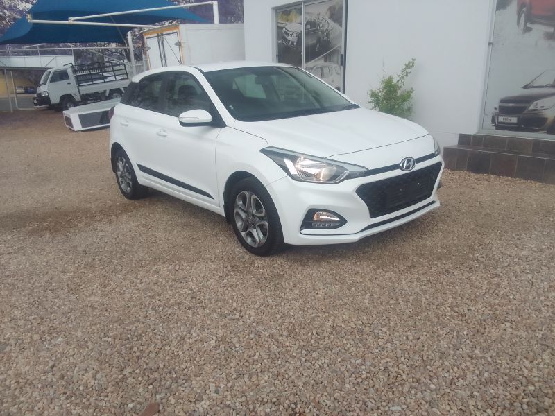 2021 Hyundai i20 photo 1