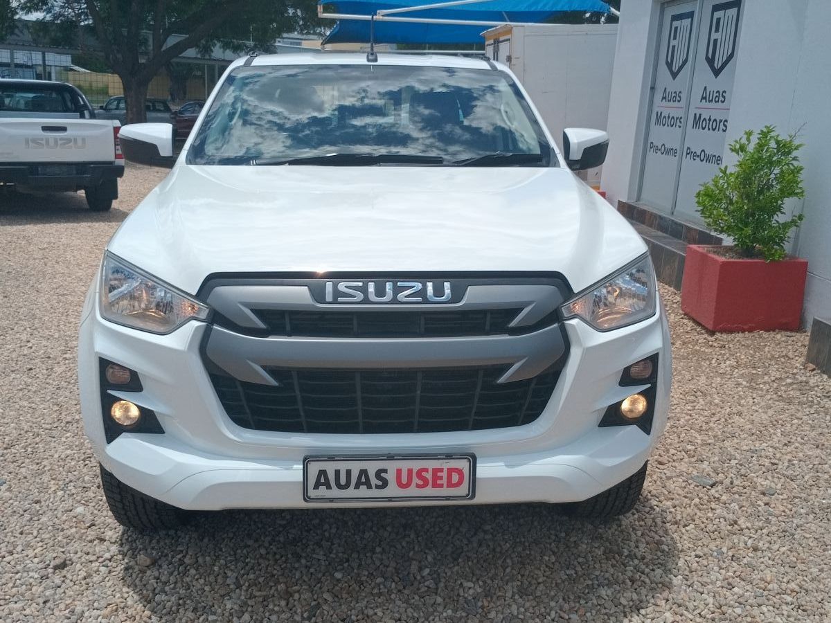 2023 Isuzu D-MAX photo 3