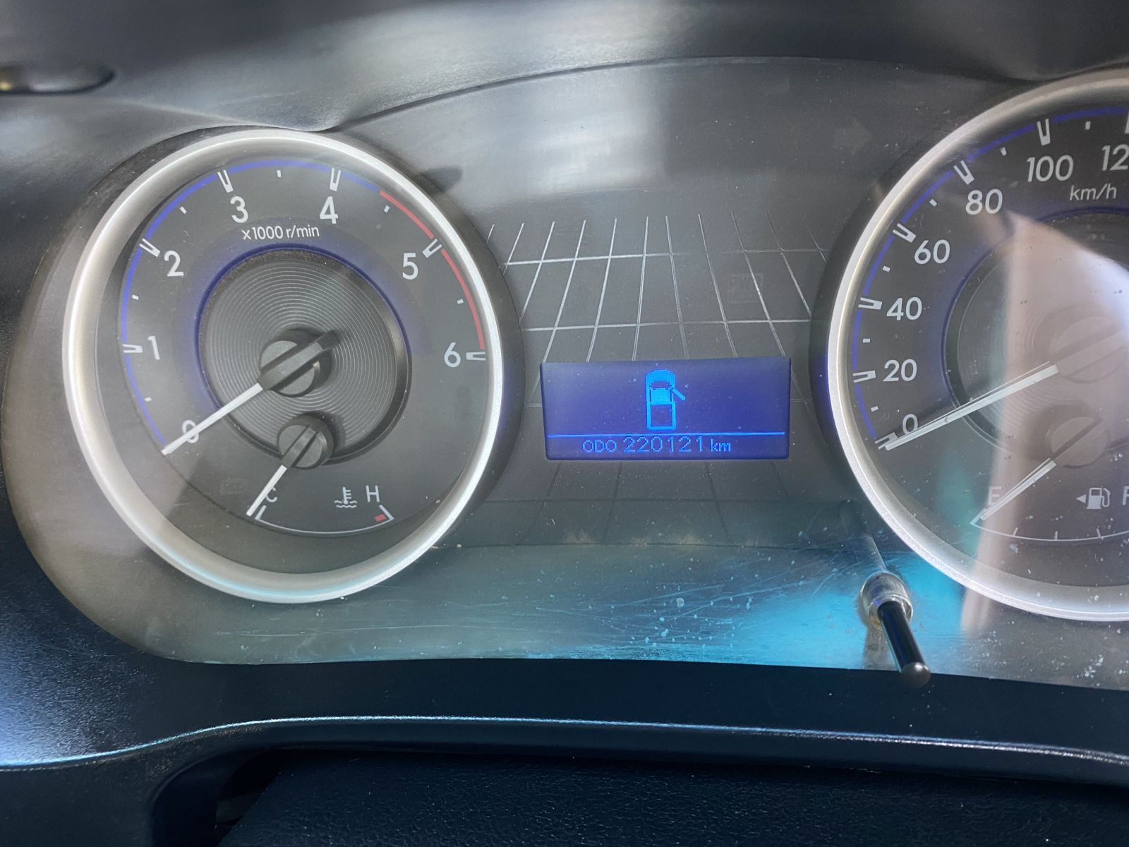 2016 Toyota Hilux photo 13