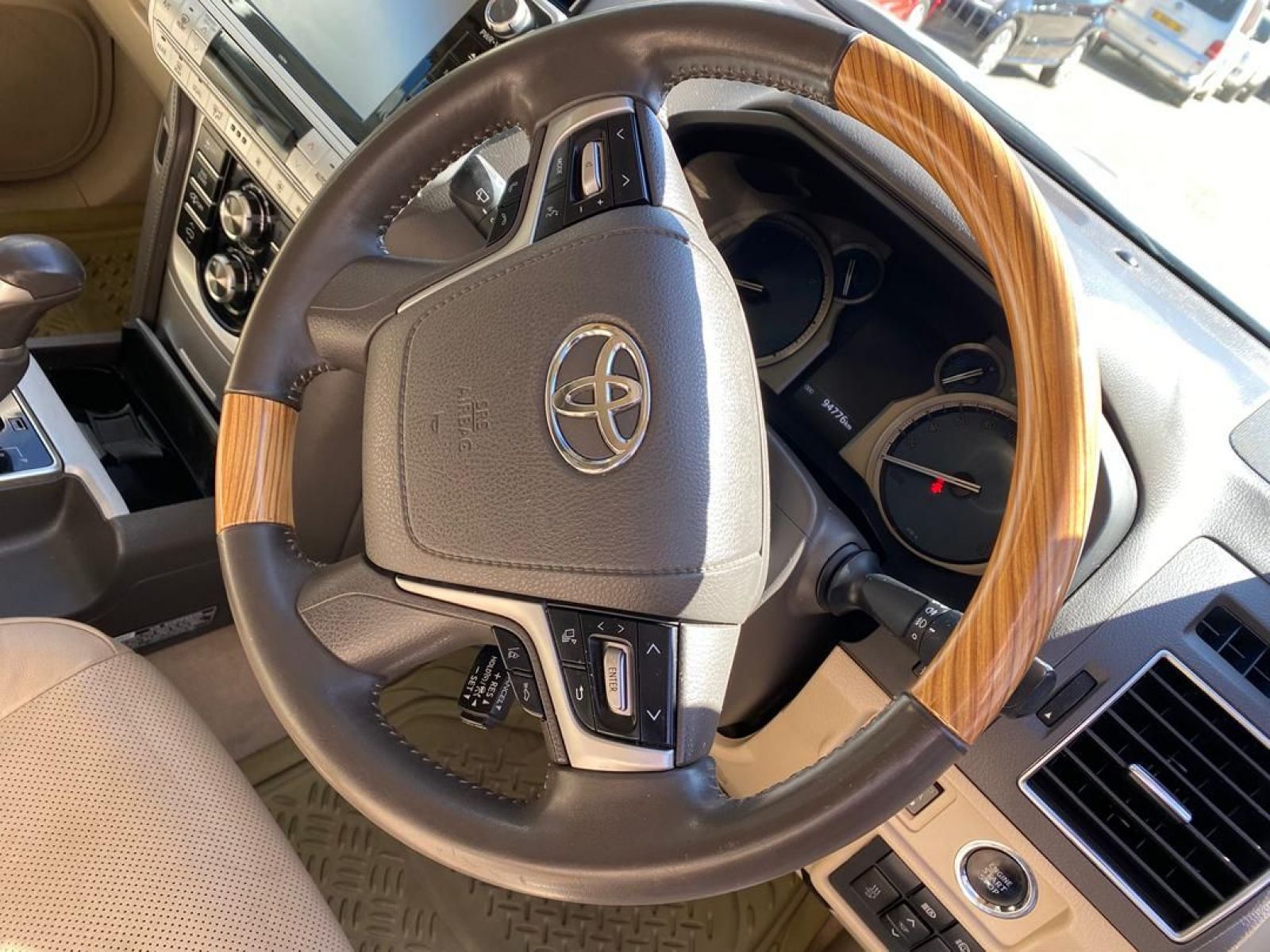 2019 Toyota Prado photo 10