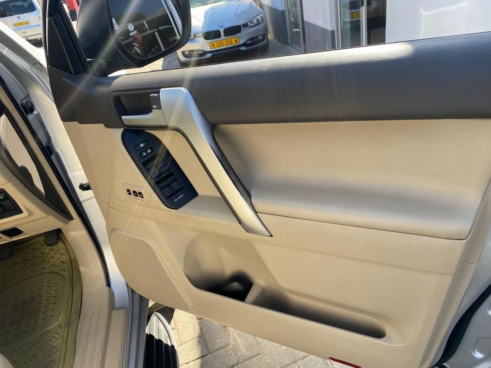 2019 Toyota Prado photo 11