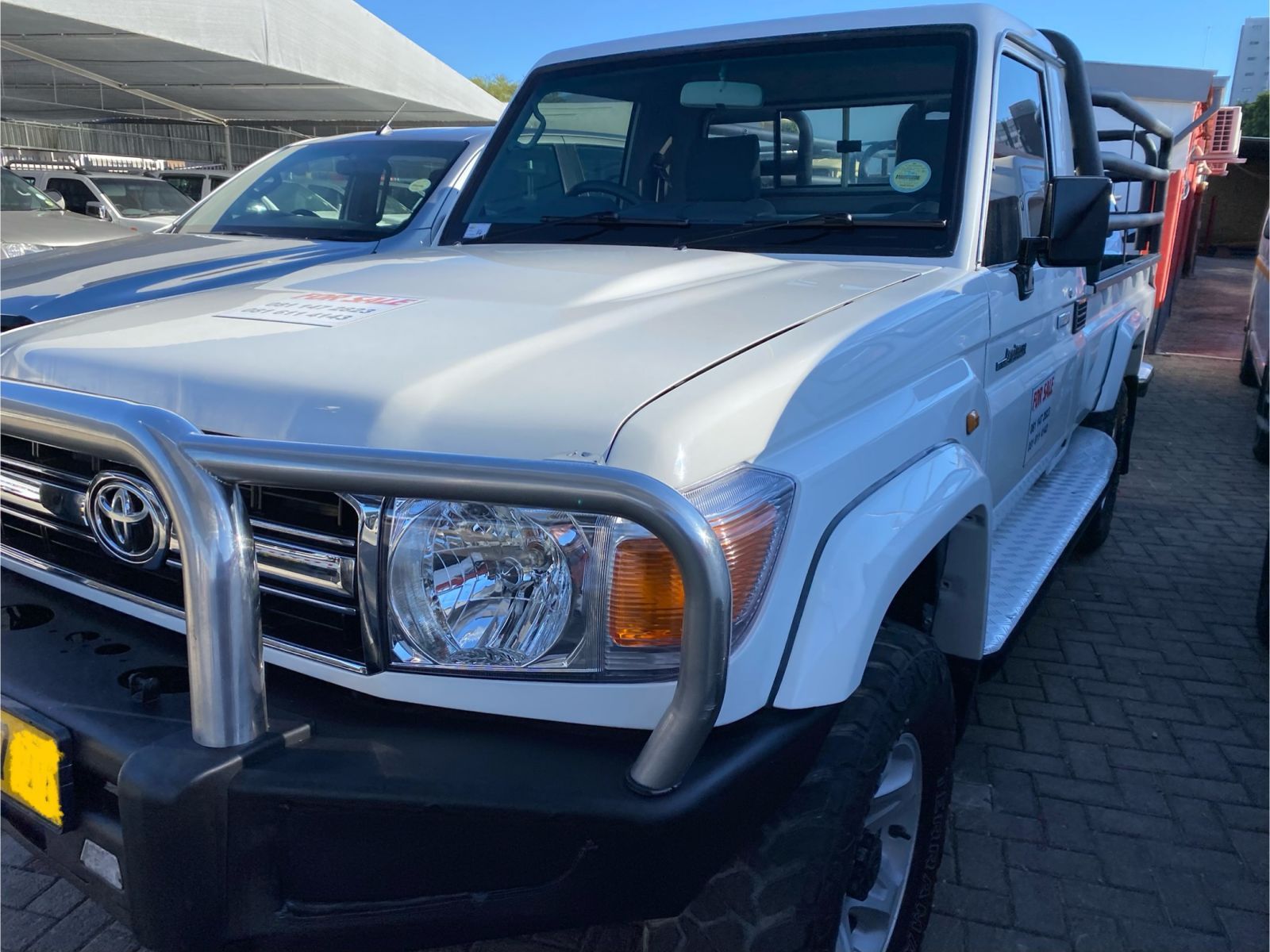 2019 Toyota Land Cruiser photo 6