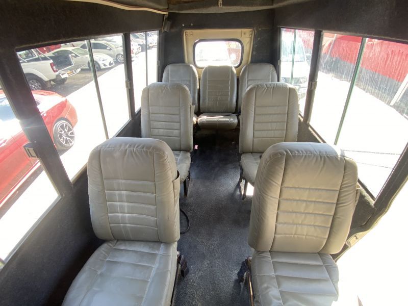 2002 Toyota Land Cruiser photo 2