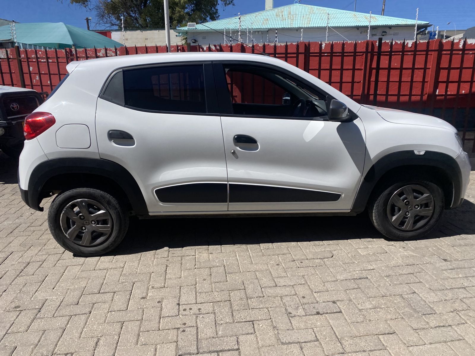 2019 Renault Kwid photo 2