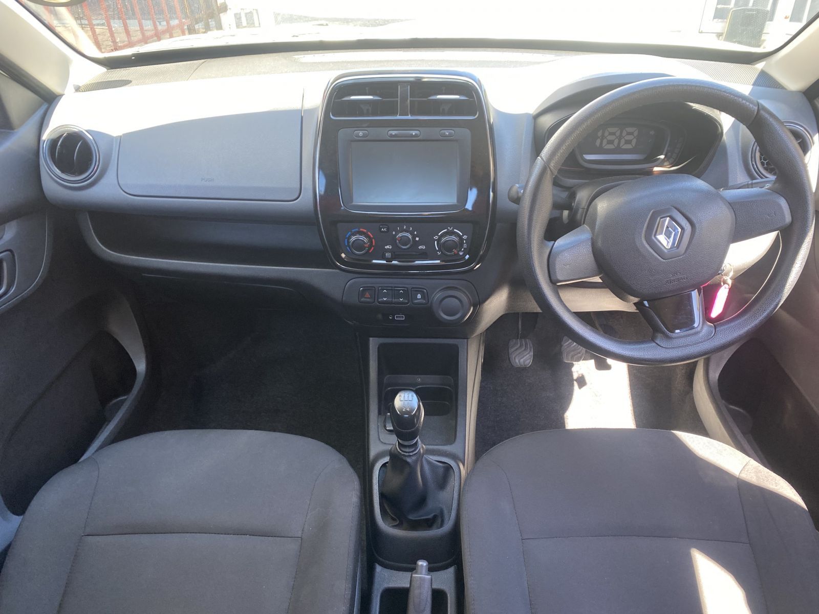 2019 Renault Kwid photo 9