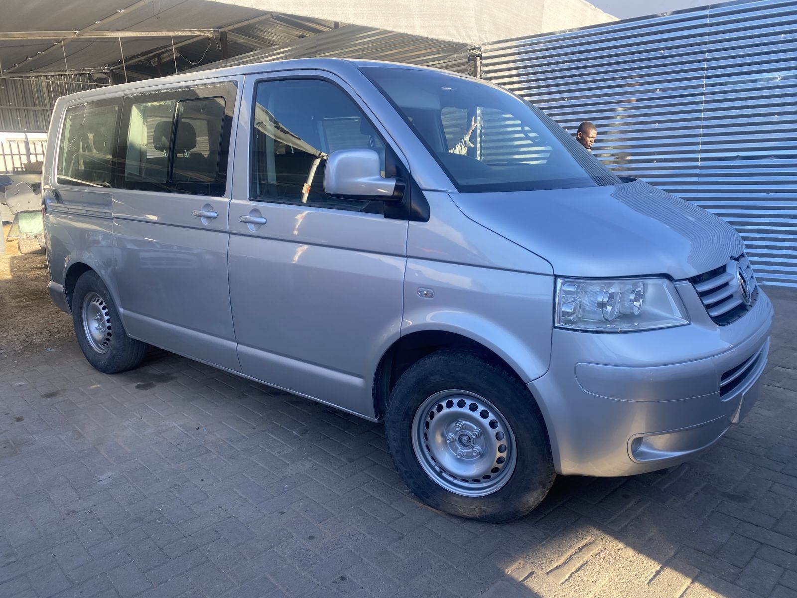 2008 Volkswagen Kombi photo 1