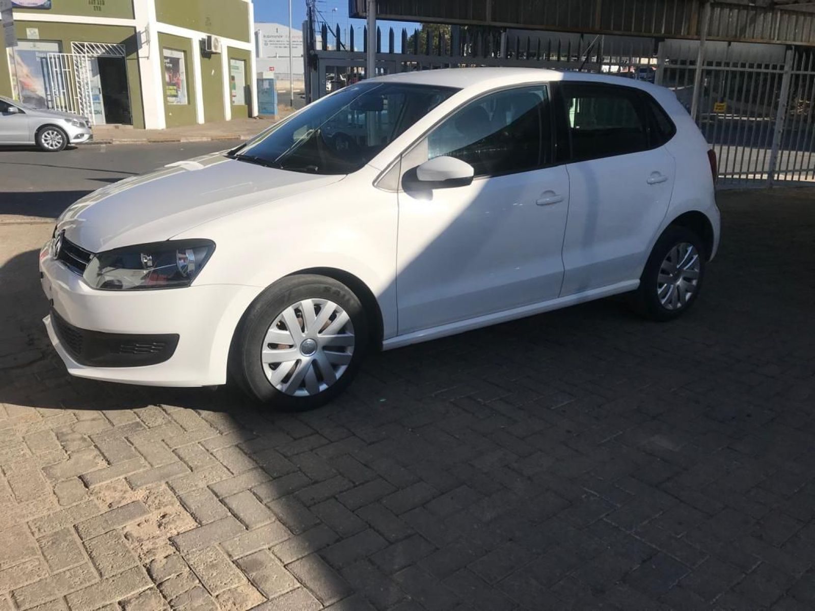 2013 Volkswagen Polo photo 1