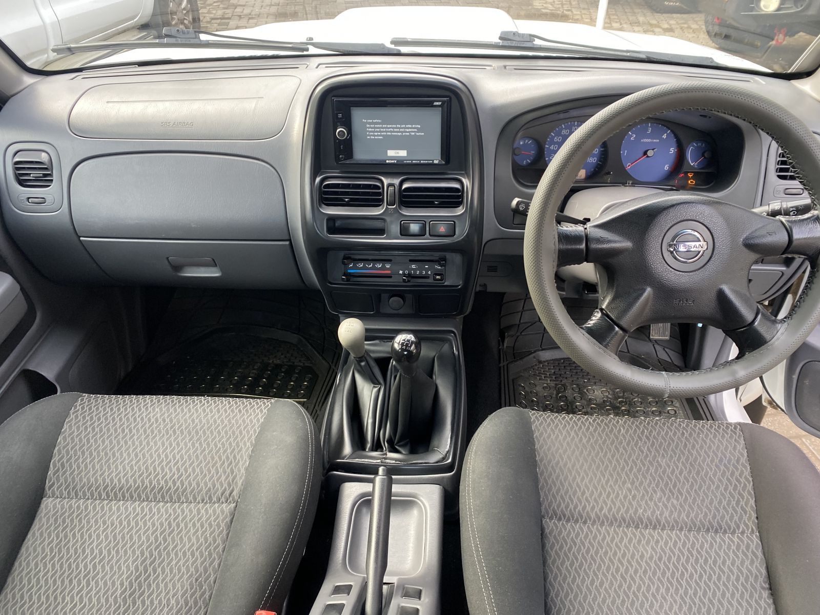 2018 Nissan NP300 photo 5