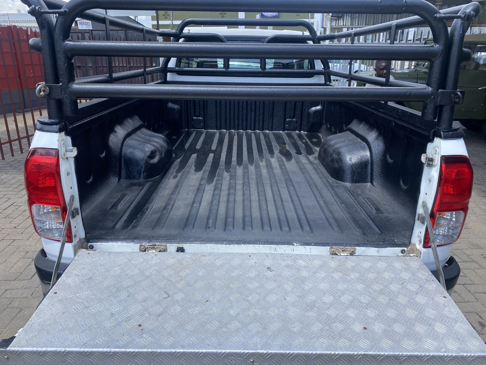 2016 Toyota Hilux photo 7