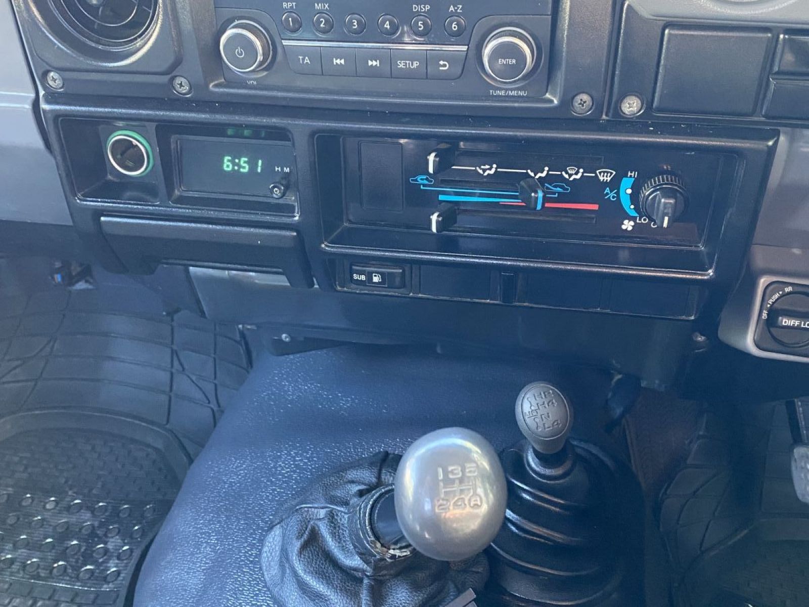 2008 Toyota Land Cruiser photo 11