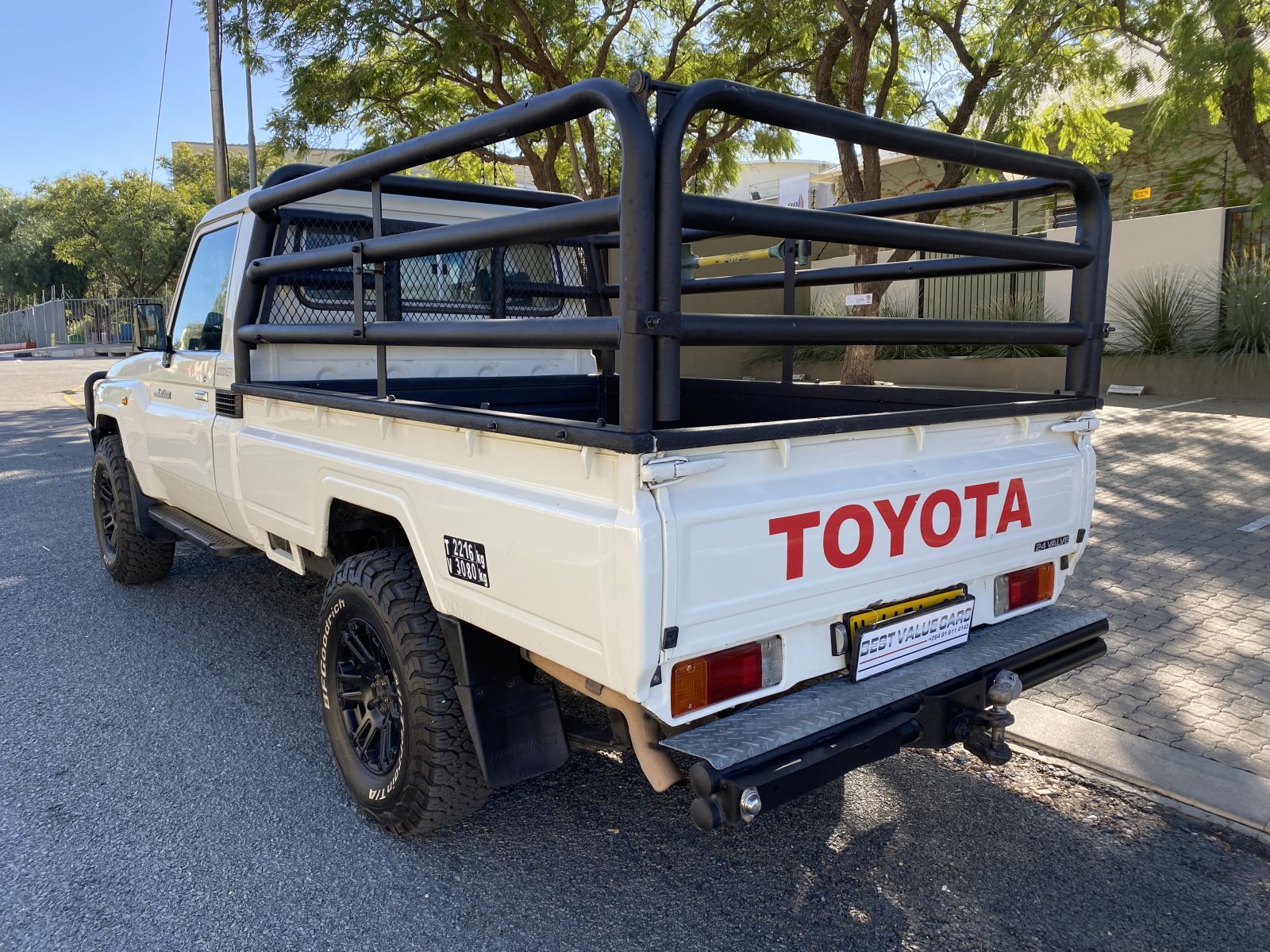 2008 Toyota Land Cruiser photo 3
