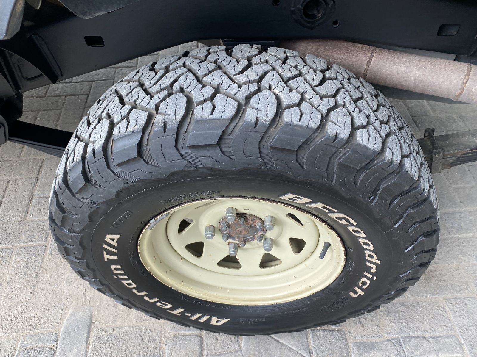 2013 Toyota Land Cruiser photo 10