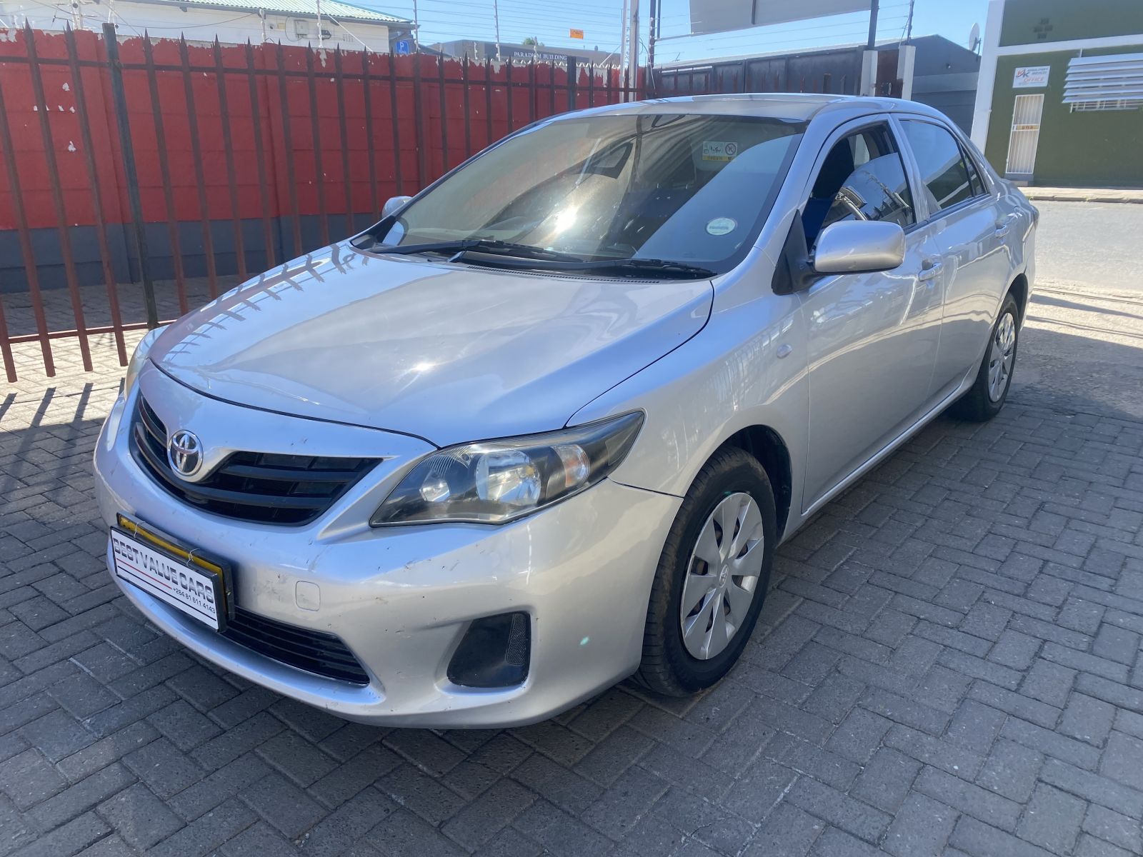 2017 Toyota Corolla photo 1