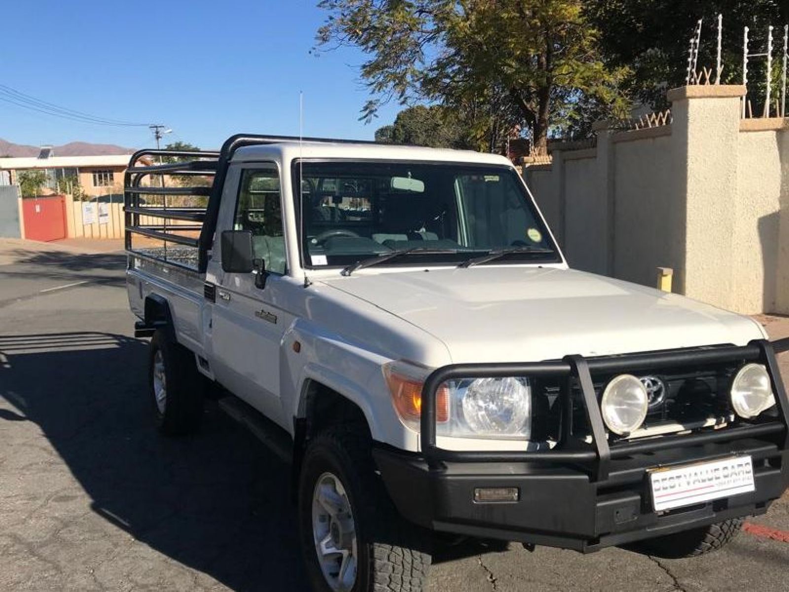 2009 Toyota Land Cruiser photo 3