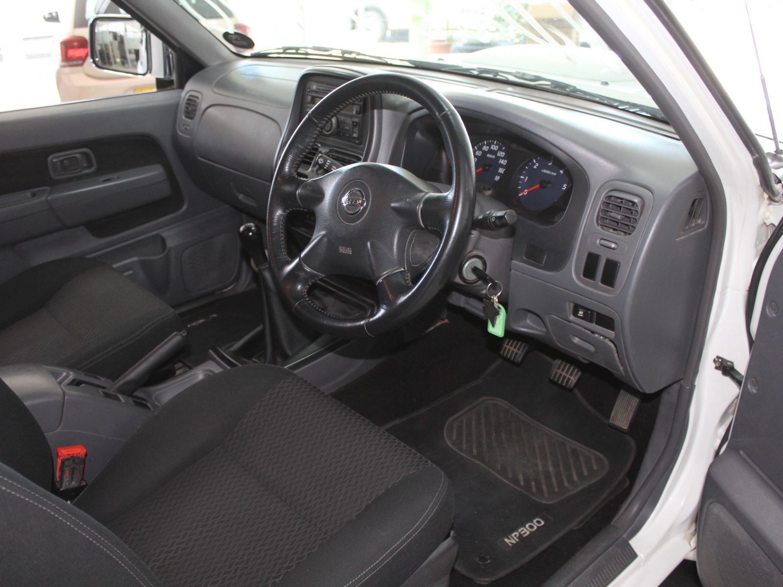 2018 Nissan NP300 photo 11