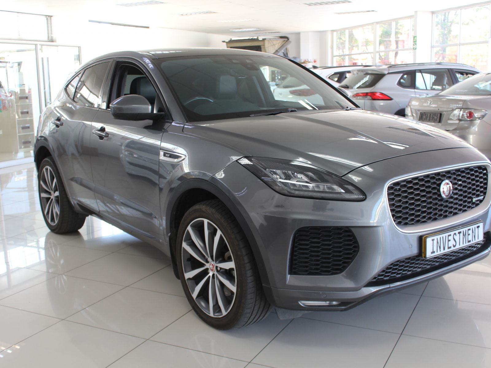 2020 Jaguar E-Pace photo 1