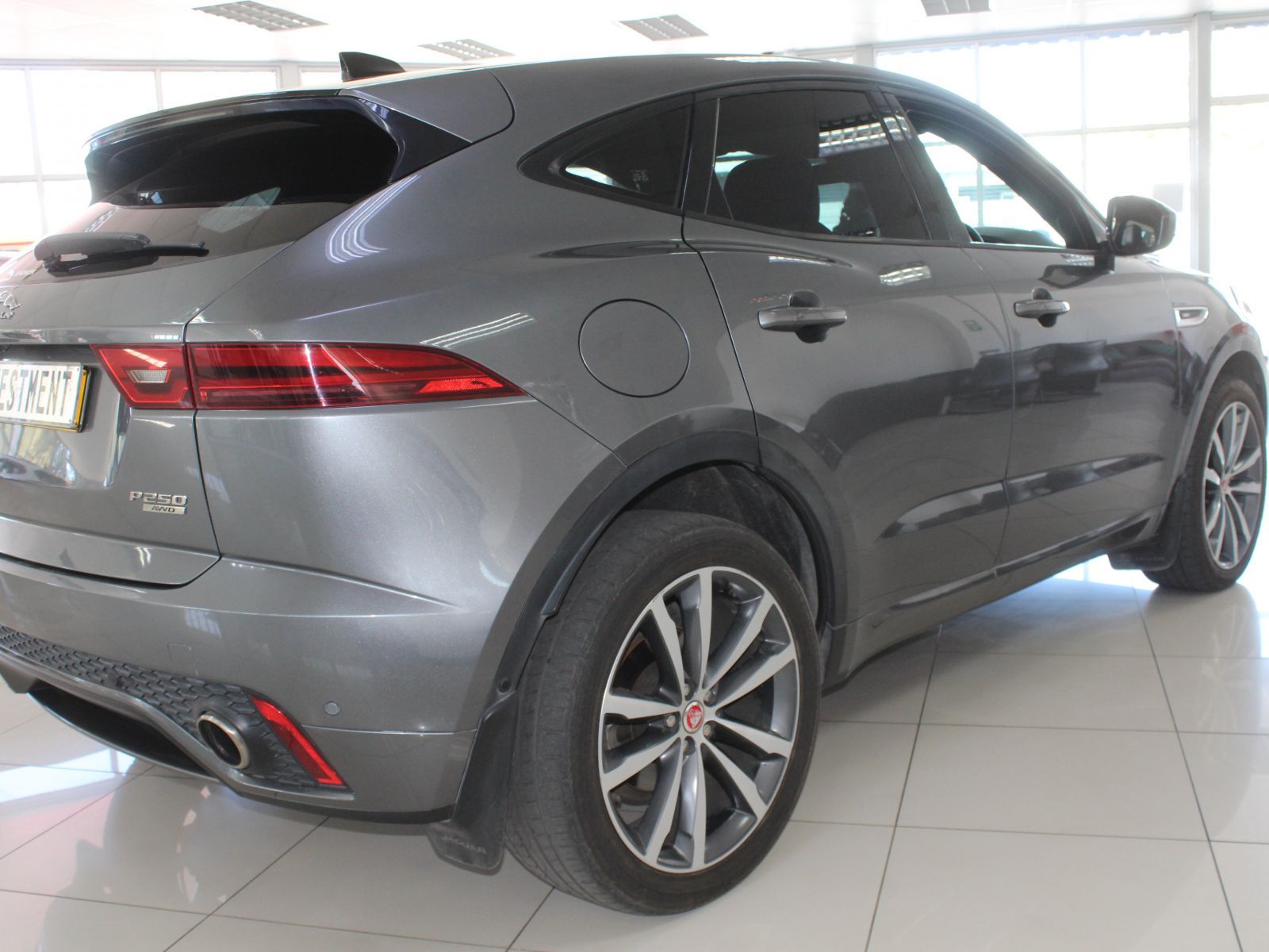 2020 Jaguar E-Pace photo 7