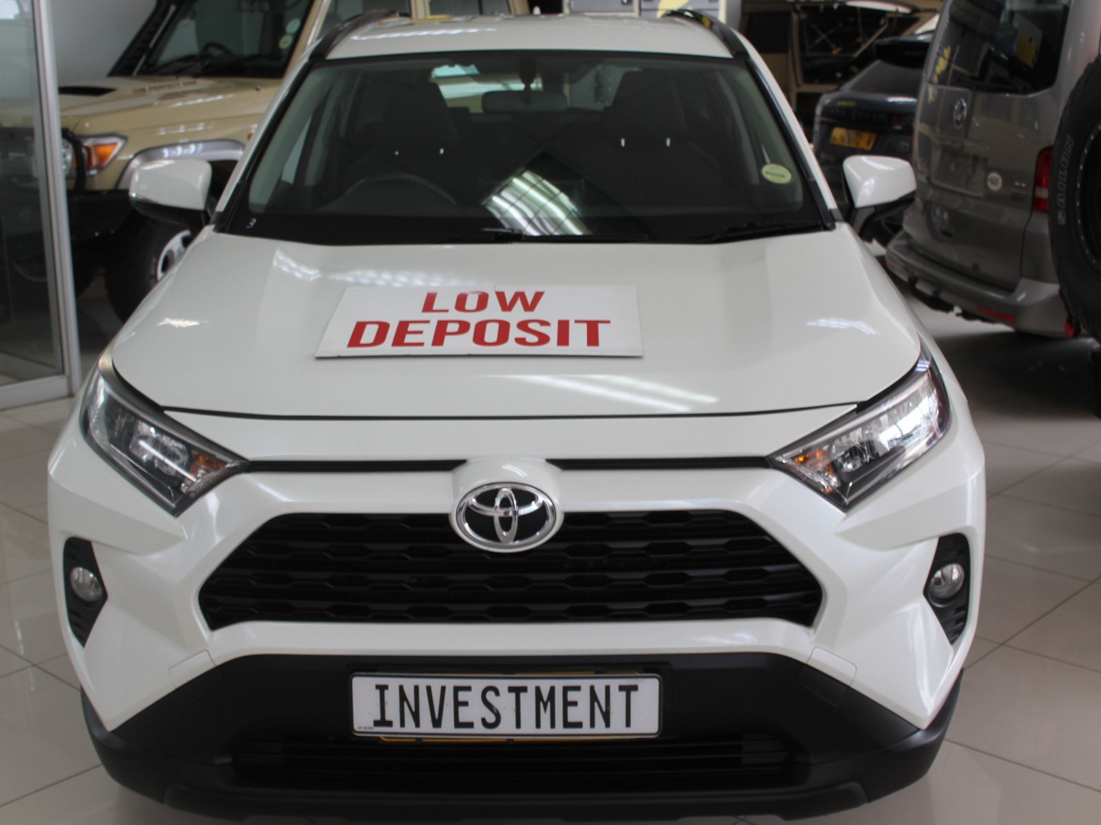 2019 Toyota Rav4 photo 3