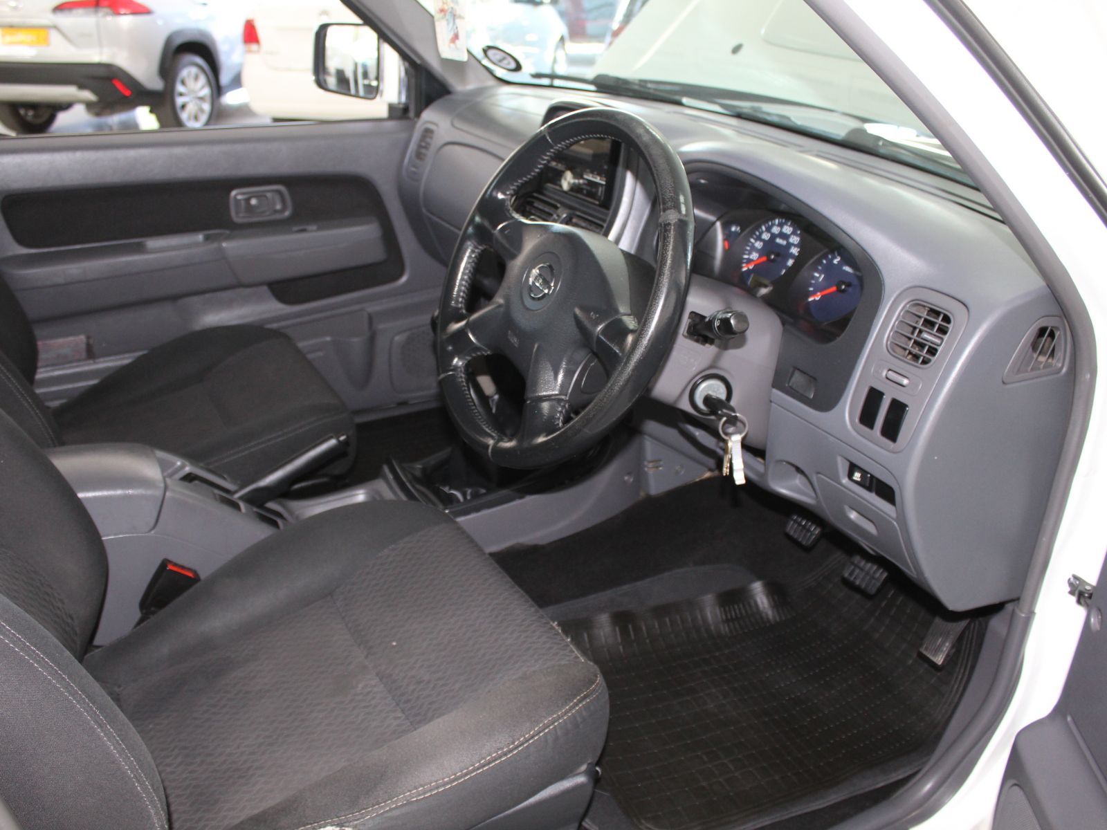 2018 Nissan NP300 photo 10