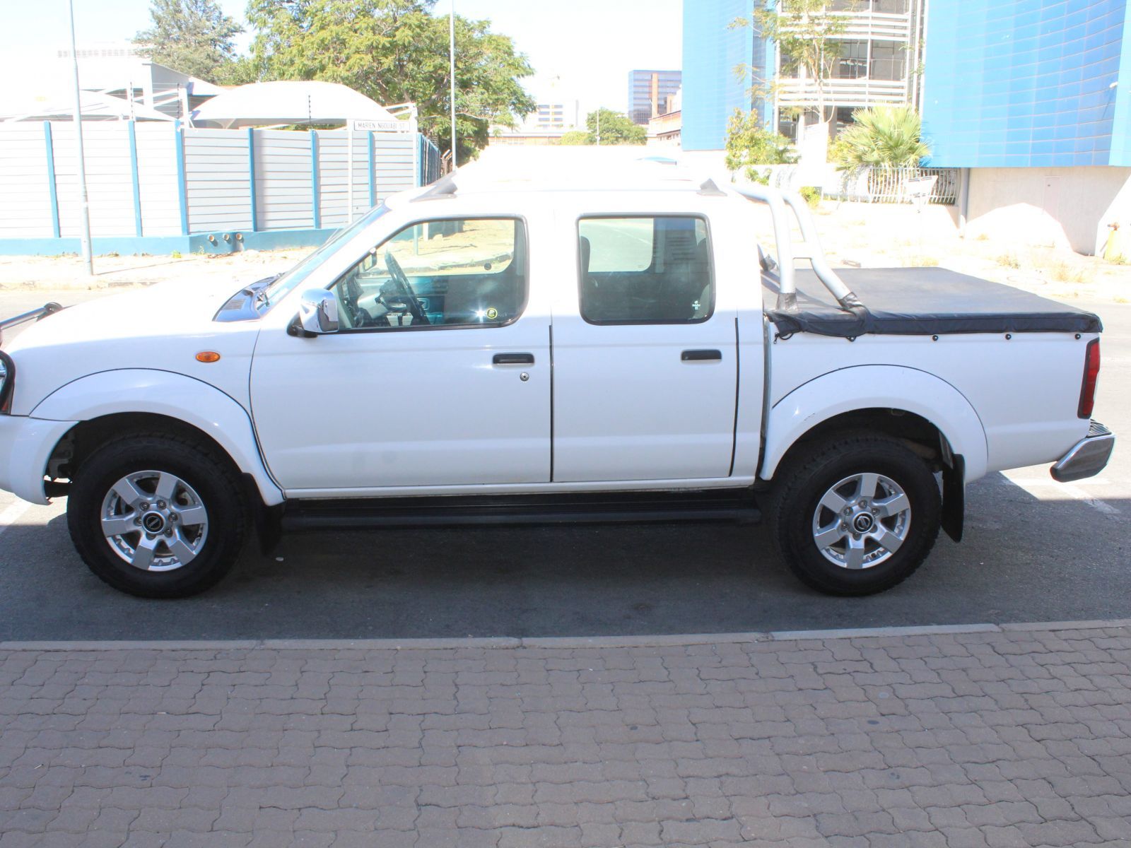2018 Nissan NP300 photo 4