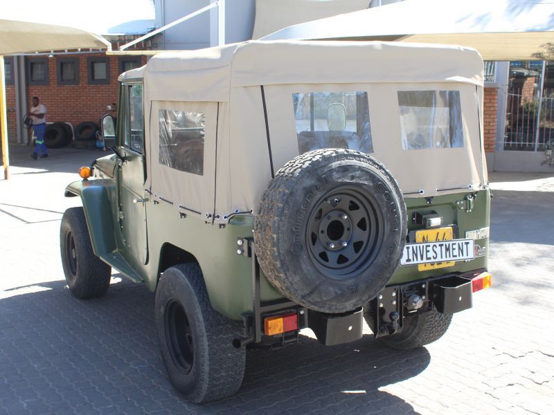 1995 Toyota Land Cruiser photo 5