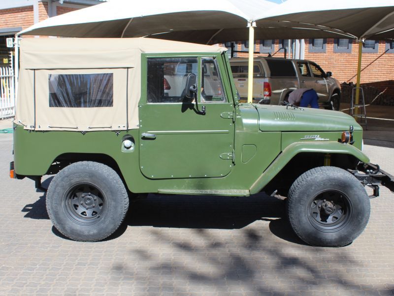 1995 Toyota Land Cruiser photo 7